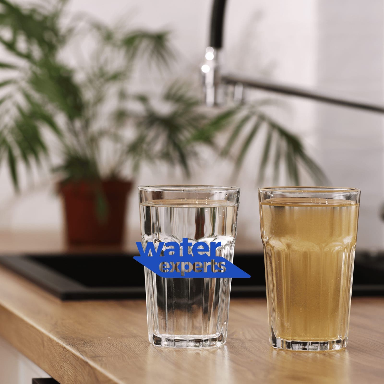 clean and dirty glasses of water